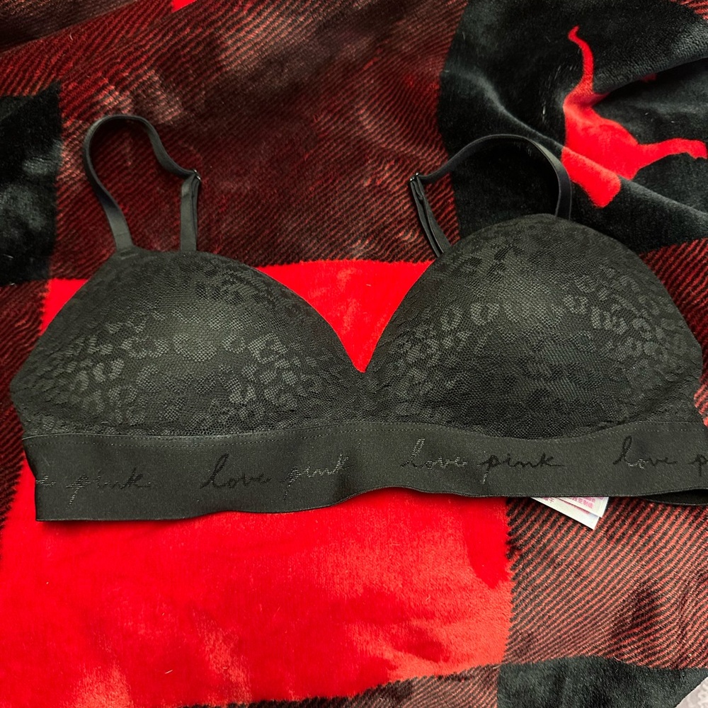 Victorias Secret Pink Wireless bra